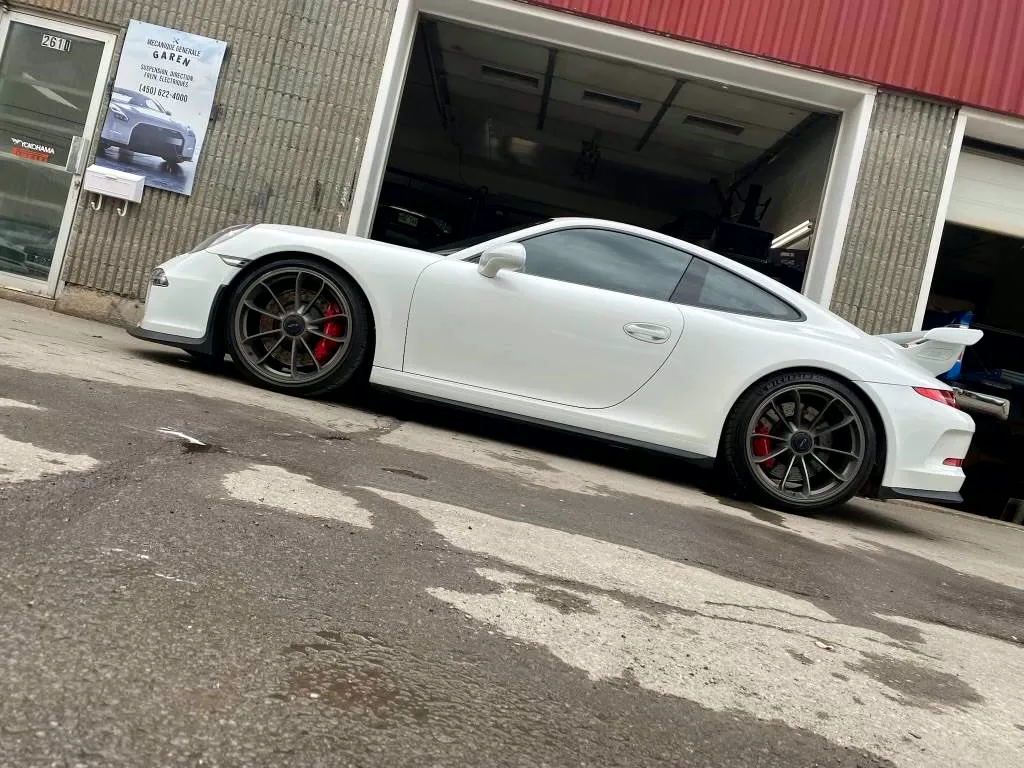 Porsche 911 dans notre garage